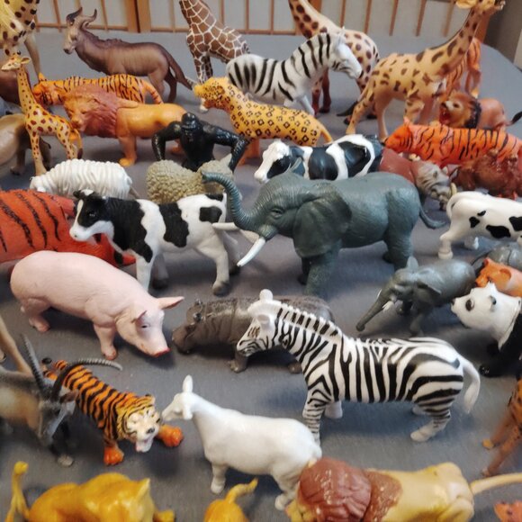 HUGE LOT OF 74 PLASTIC RUBBER PVC ANIMALS FARM JUNGLE ZOO FIGURES CAMEL SAFARI + - Picture 3 of 8